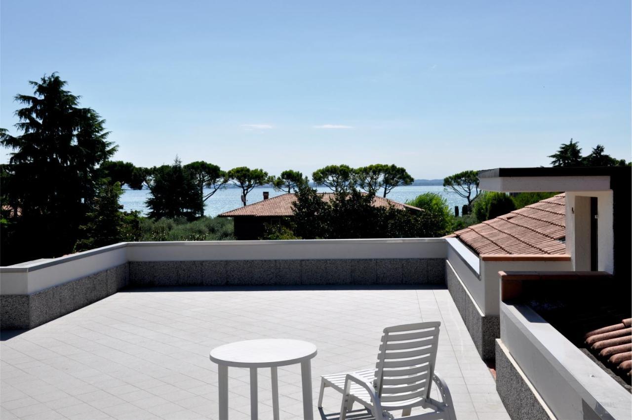 Garda Bloom Holiday Apartments Padenghe sul Garda Exterior foto