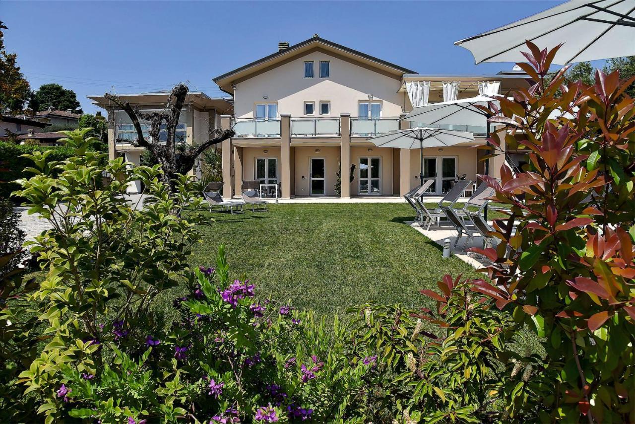 Garda Bloom Holiday Apartments Padenghe sul Garda Exterior foto